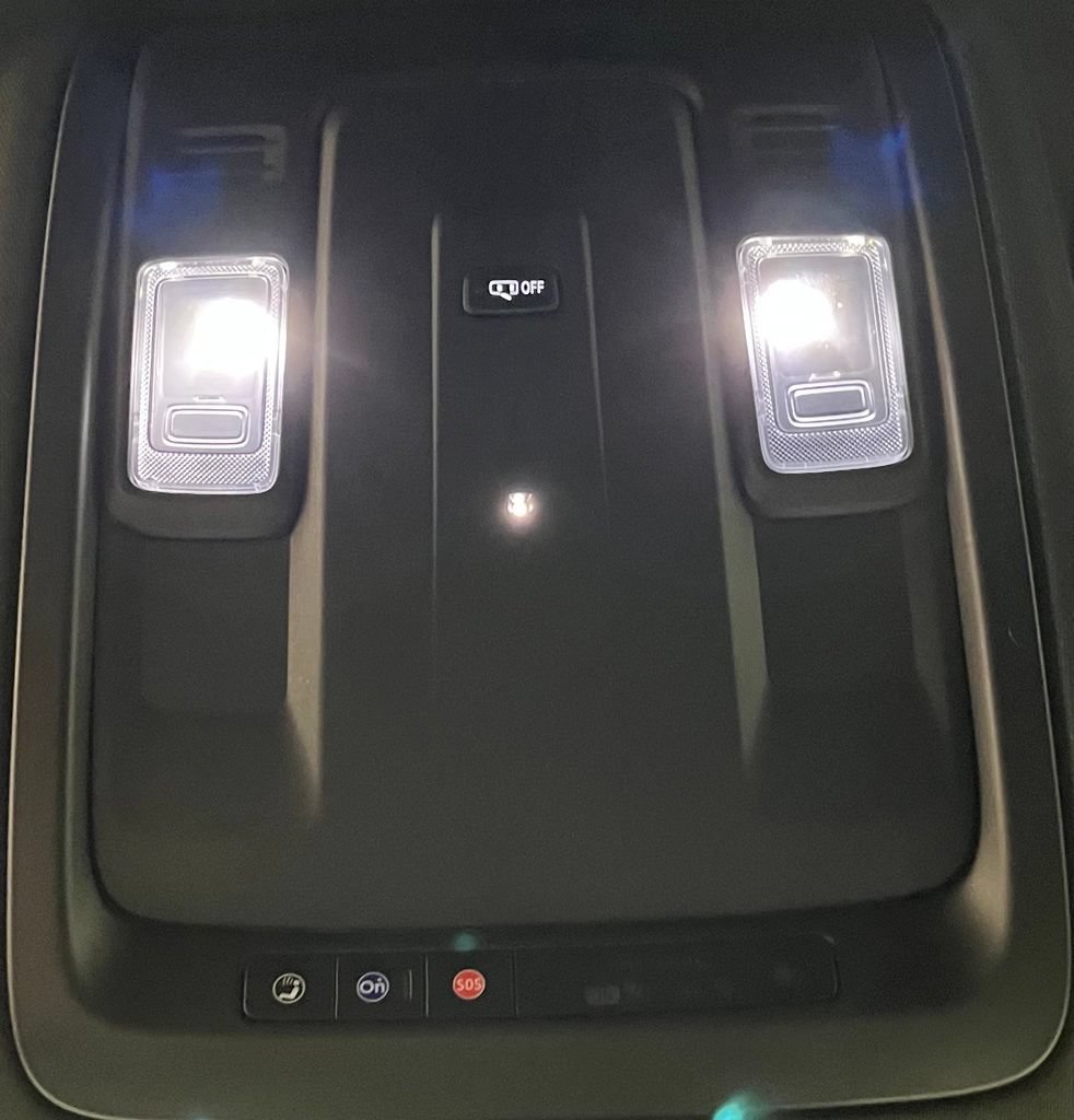Used 2024 GMC Yukon SLE AWD/4WD image 41
