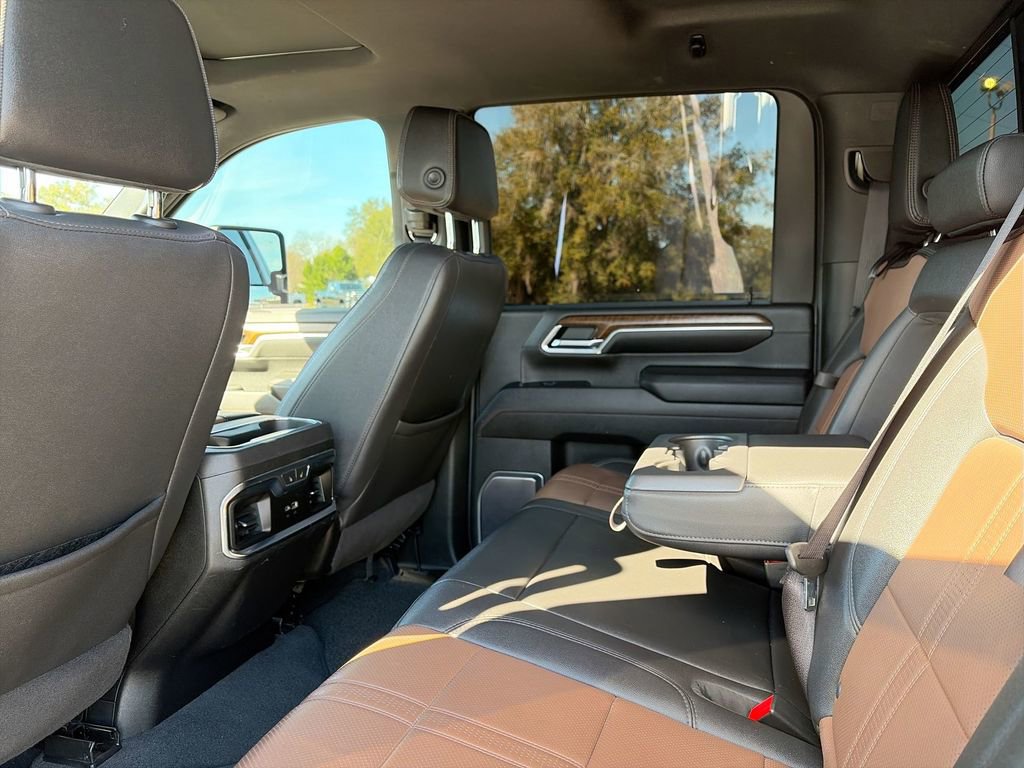 Certified 2024 Chevrolet Silverado 2500 High Country w/ High Country Premium Package image 10