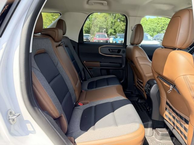 Used 2022 Ford Bronco Sport Outer Banks w/ Tech Package AWD/4WD image 11