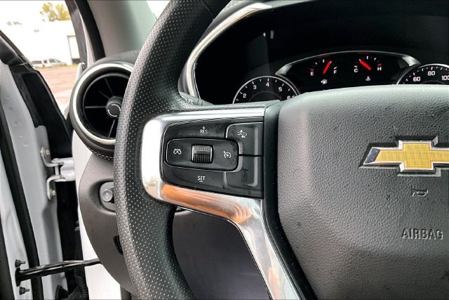 Used 2025 Chevrolet Blazer LT FWD image 18