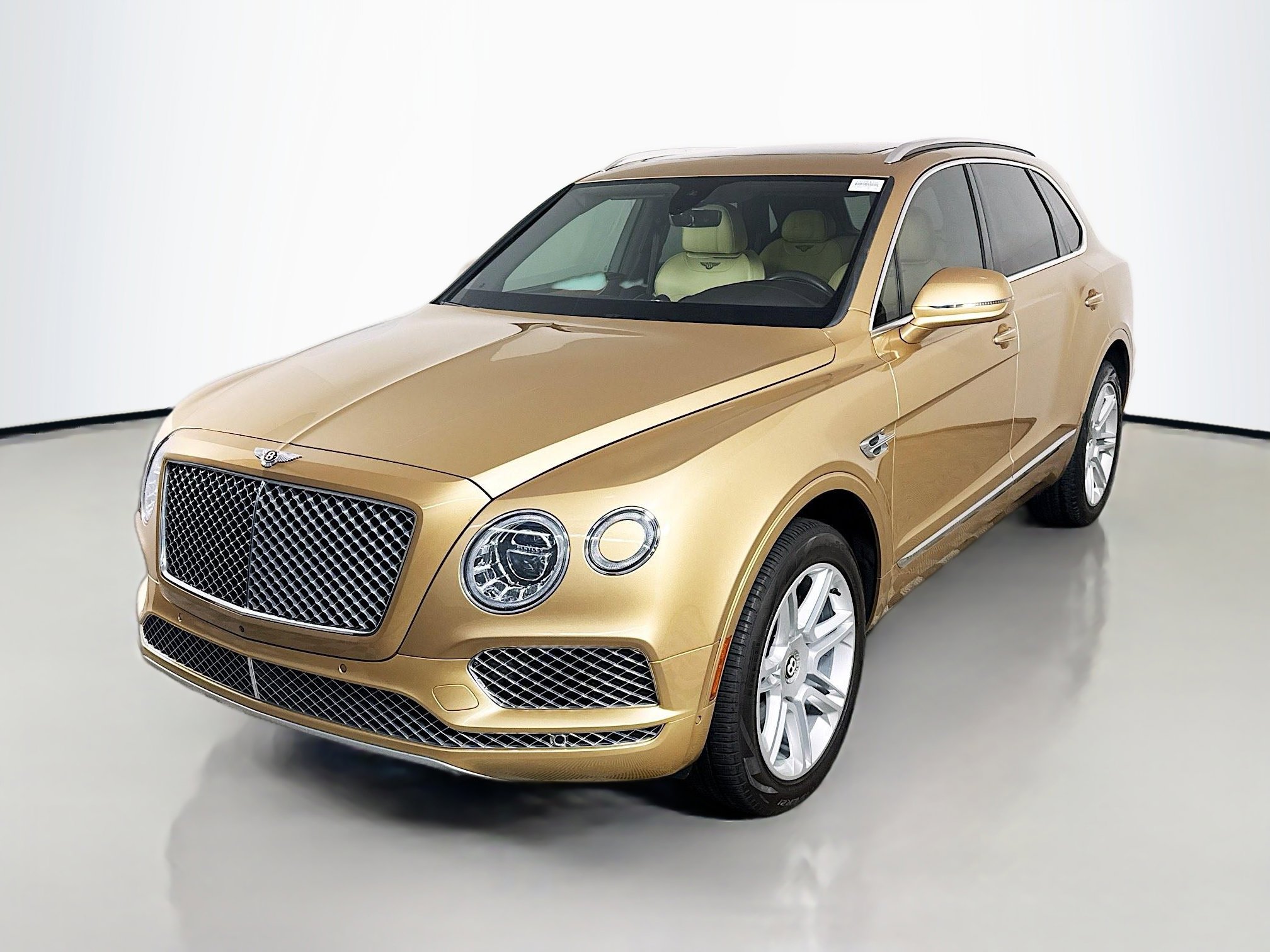 Used 2019 Bentley Bentayga image 4