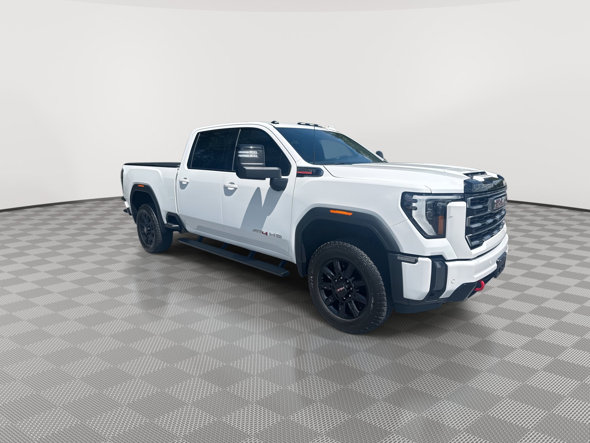 Used 2024 GMC Sierra 2500 AT4 w/ AT4 Premium Plus Package AWD/4WD image 2