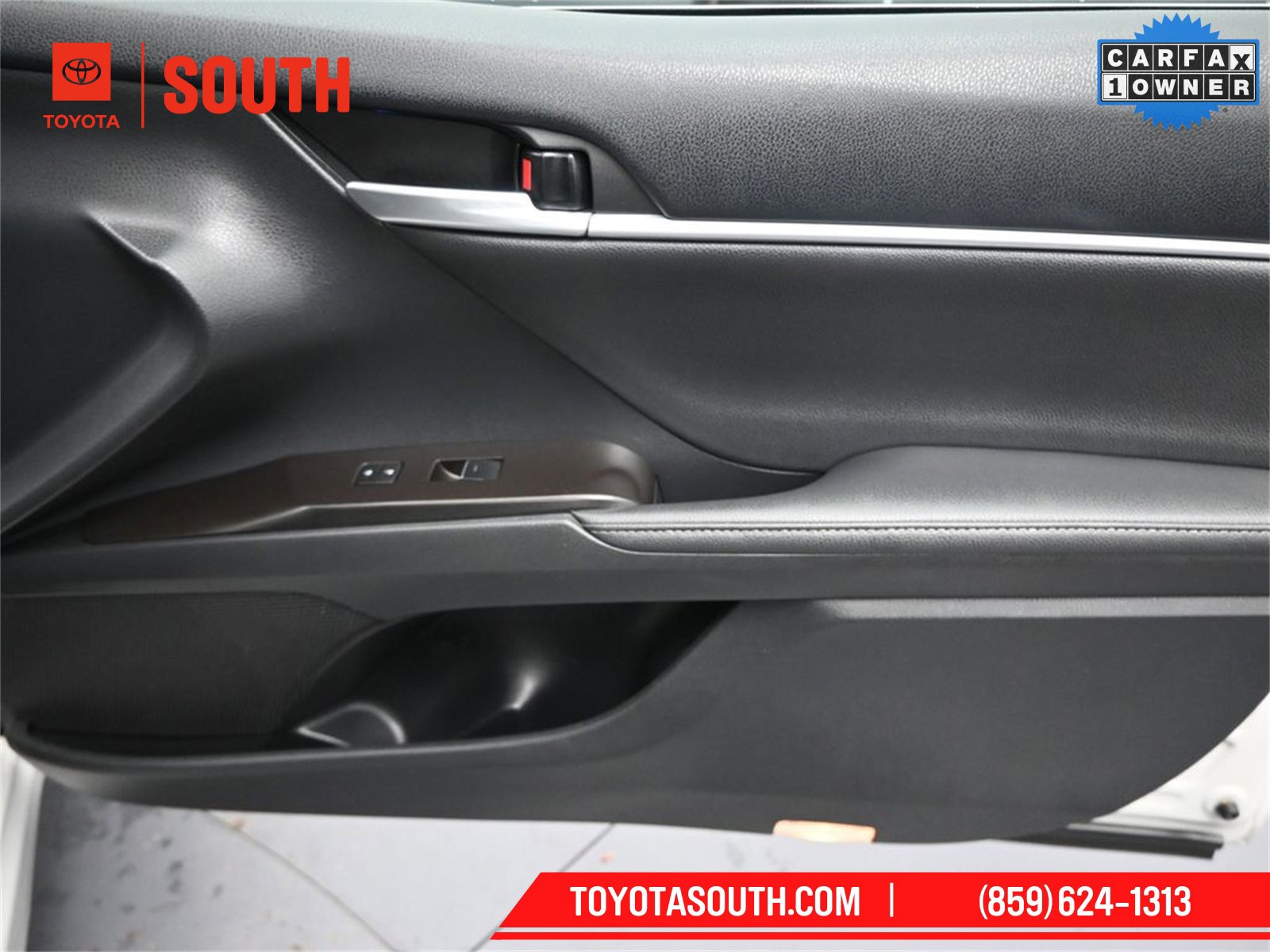 Used 2023 Toyota Camry XSE image 29