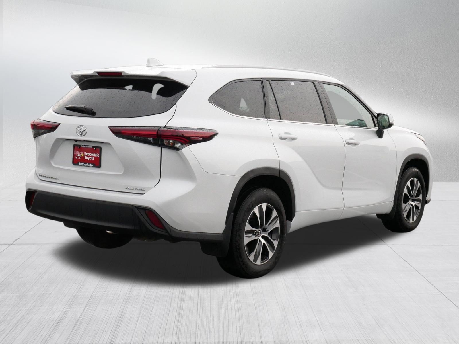 Certified 2026 Toyota Highlander XLE AWD/4WD image 7