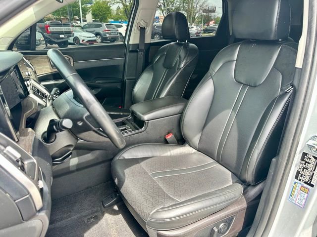 Used 2021 Kia Sorento EX w/ Panoramic Sunroof Package AWD/4WD image 13