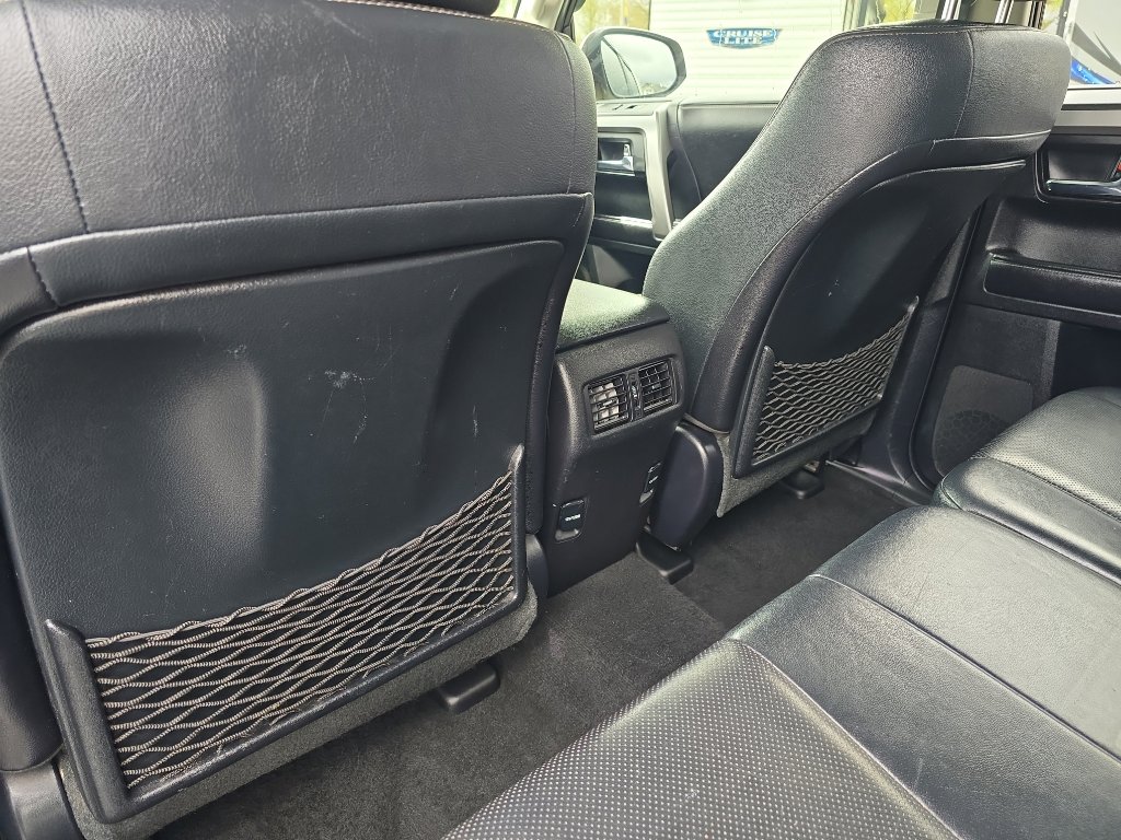 Used 2015 Toyota 4Runner Limited AWD/4WD image 18