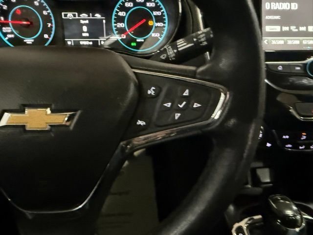 Used 2018 Chevrolet Cruze Premier FWD image 15