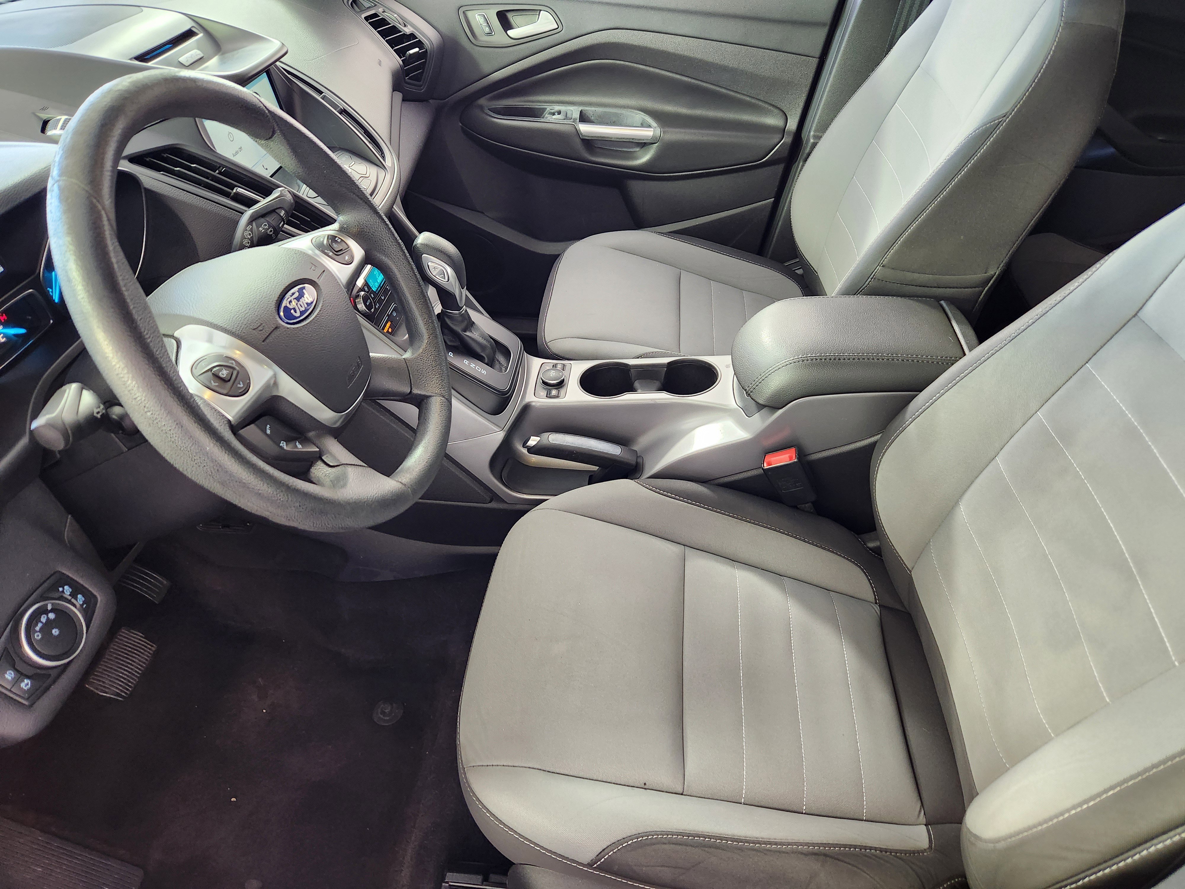 Used 2016 Ford Escape SE w/ Equipment Group 201A image 11