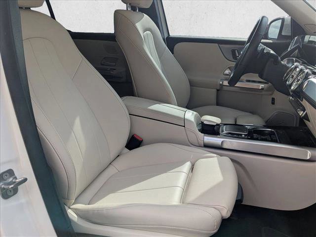 Used 2023 Mercedes-Benz EQB 350 4MATIC SUV image 20