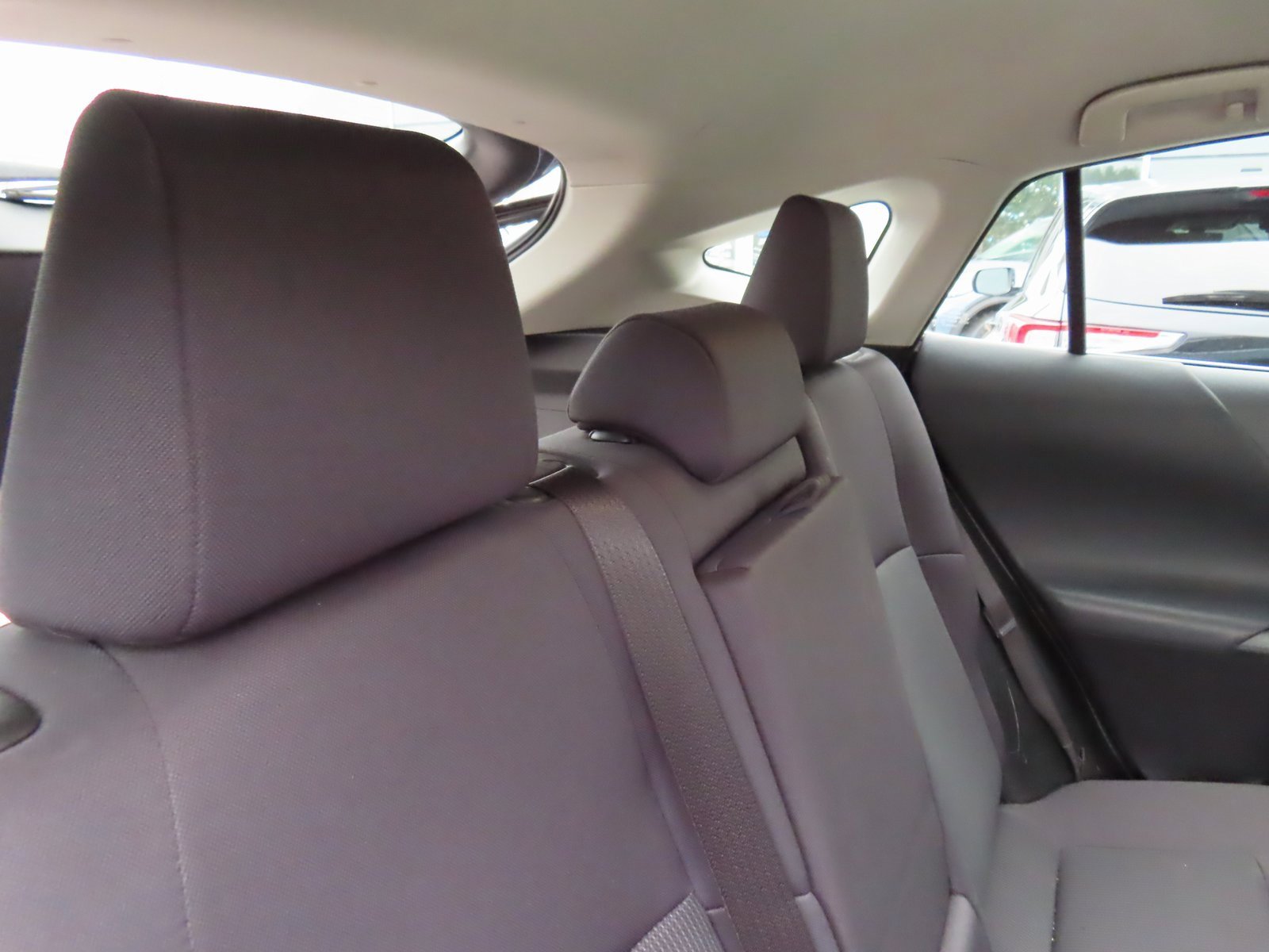 Used 2021 Toyota Venza LE w/ Carpet Mat Package (TMS) image 32
