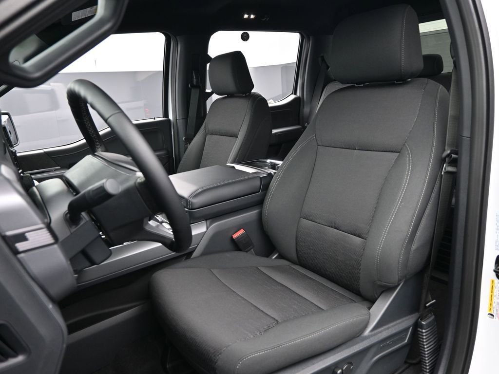 New 2025 Ford F150 XLT w/ Equipment Group 302A MID image 23