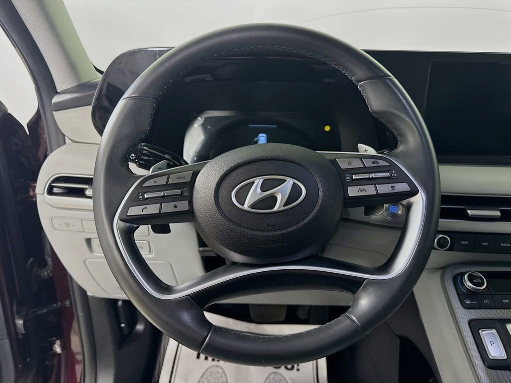 Used 2025 Hyundai Palisade SEL FWD image 12