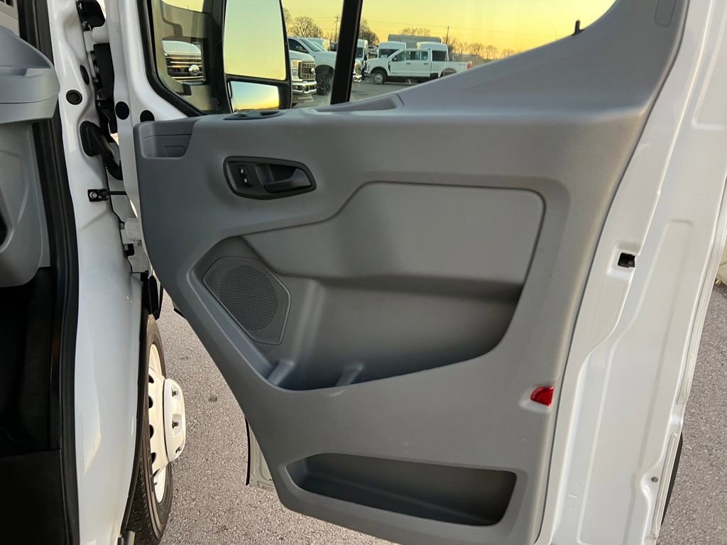 Used 2018 Ford Transit 350 138 DRW w/ Premium Package image 11