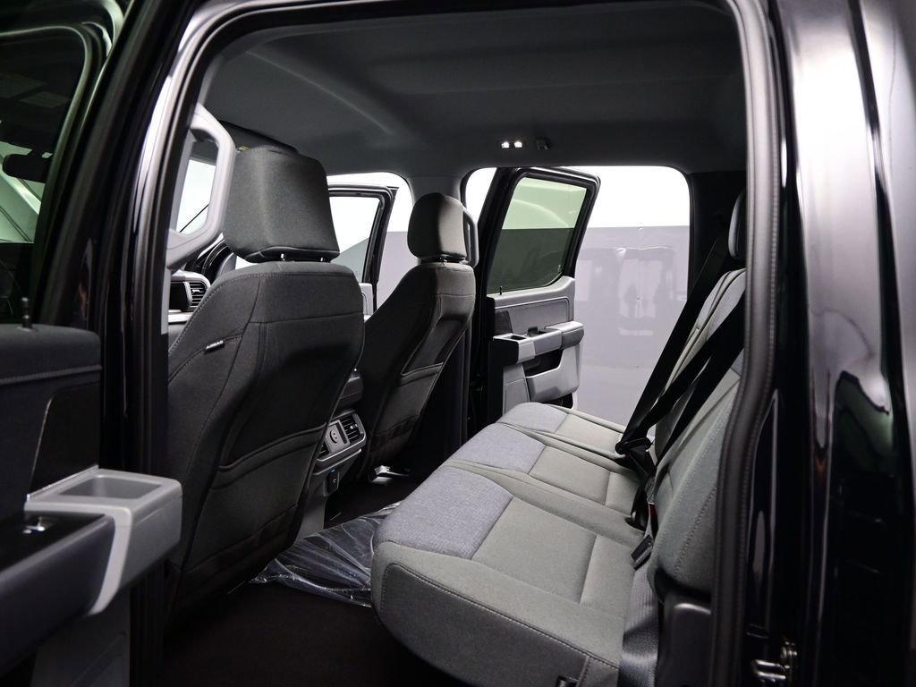 Used 2025 Ford F150 Lightning XLT image 22