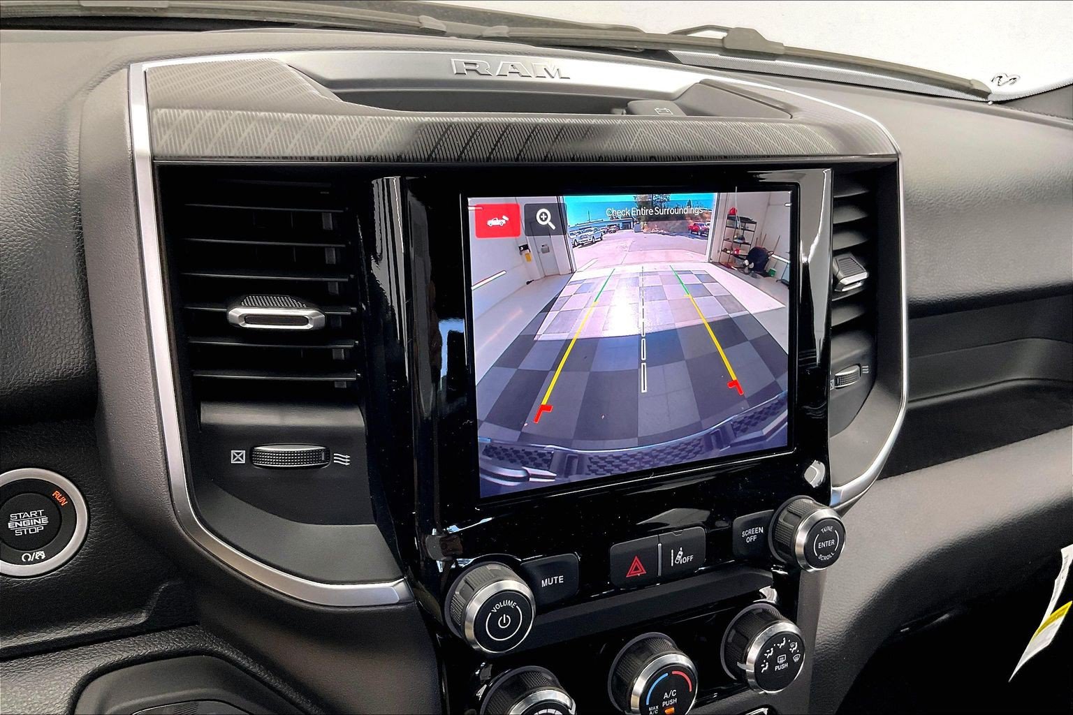 New 2026 RAM 1500 Express AWD/4WD image 13