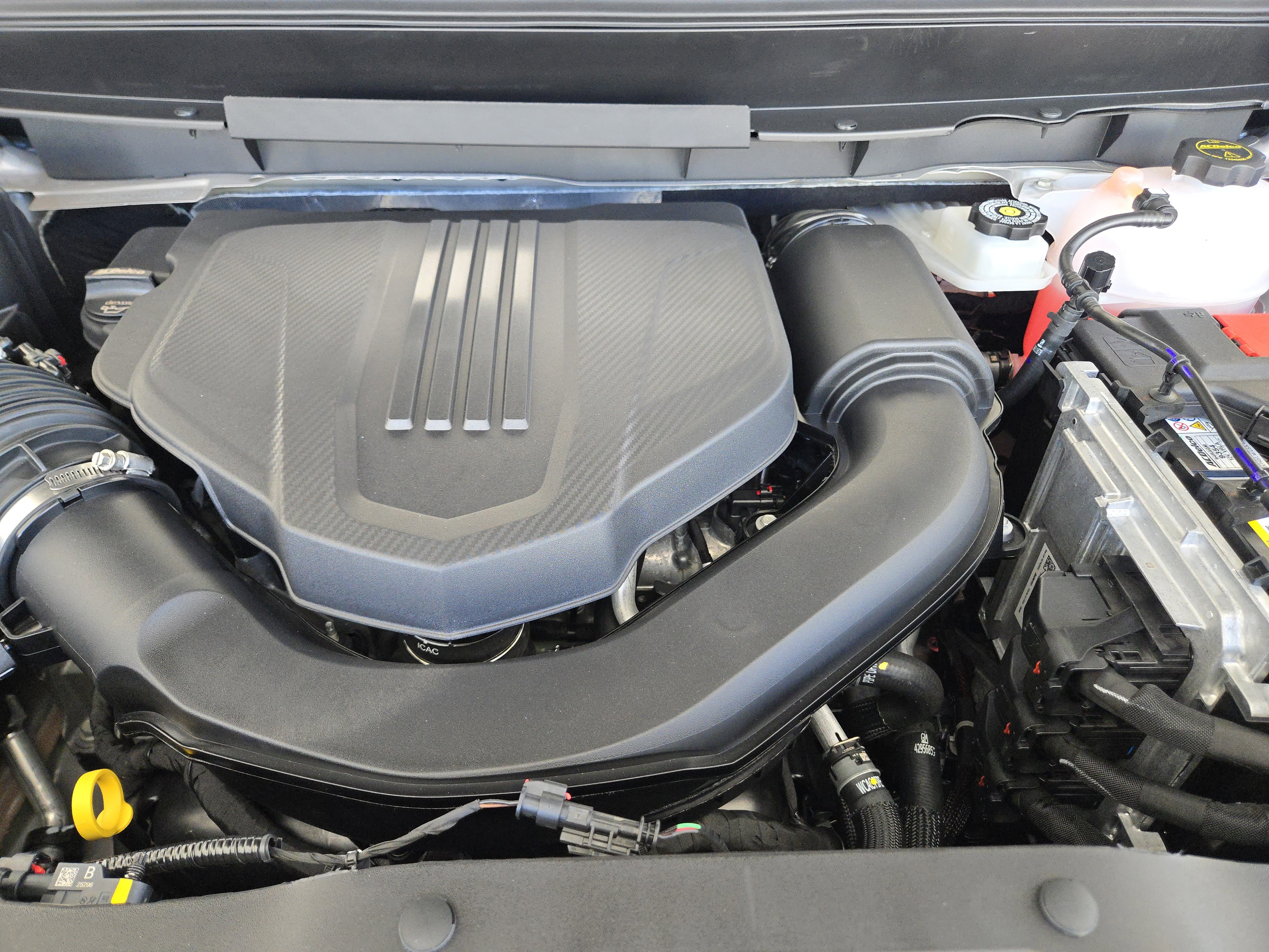 New 2026 GMC Acadia AT4 w/ Luxury Package image 24