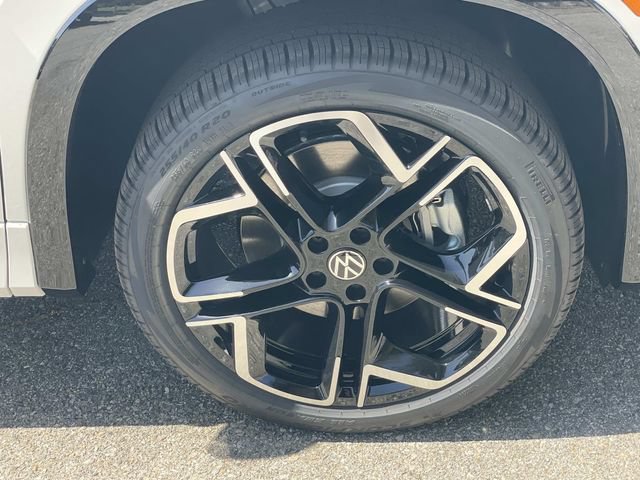 New 2026 Volkswagen Tiguan SEL R-Line AWD/4WD image 30