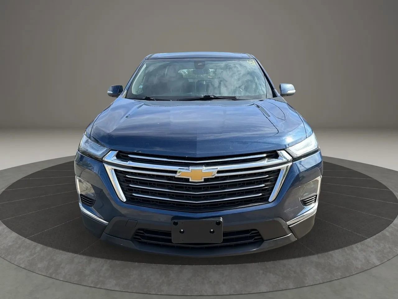 Used 2022 Chevrolet Traverse LT AWD/4WD image 2