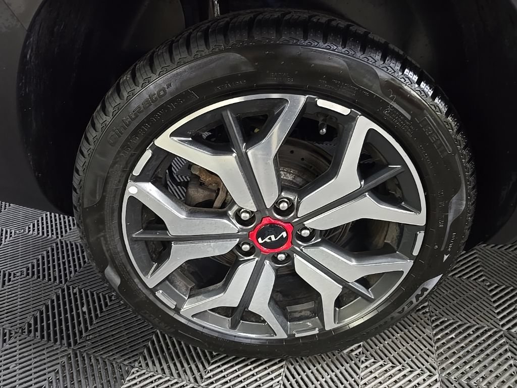 Used 2022 Kia Seltos SX w/ Sunroof Package AWD/4WD image 14