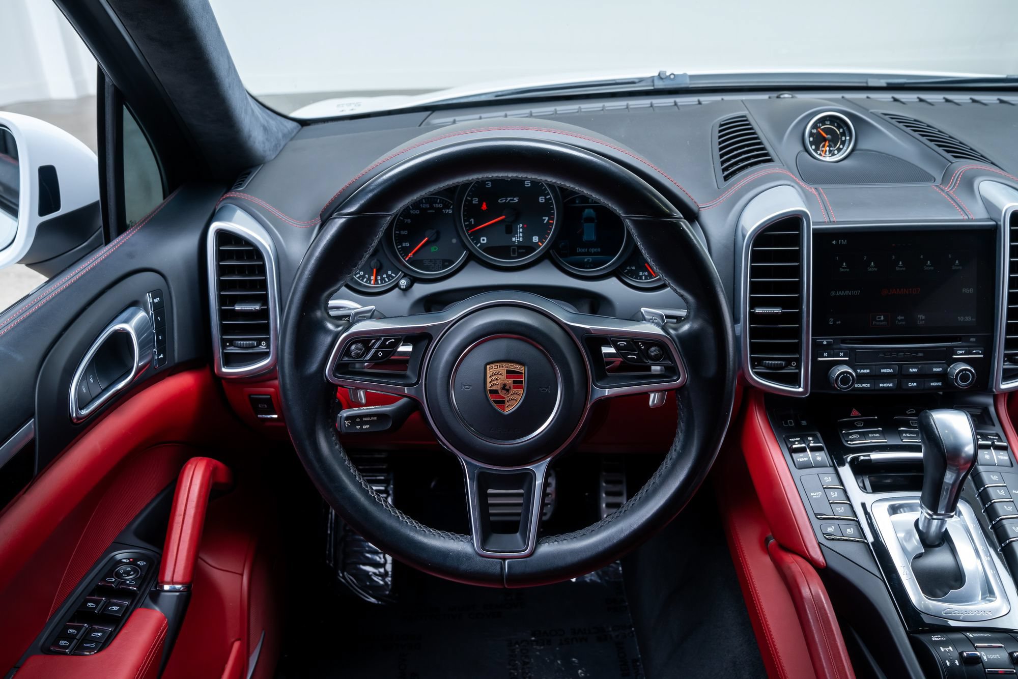 Used 2018 Porsche Cayenne GTS AWD/4WD image 10