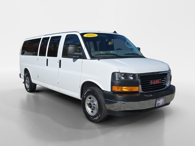 Used 2025 Chevrolet Express 2500 w/ Driver Convenience Package RWD image 13