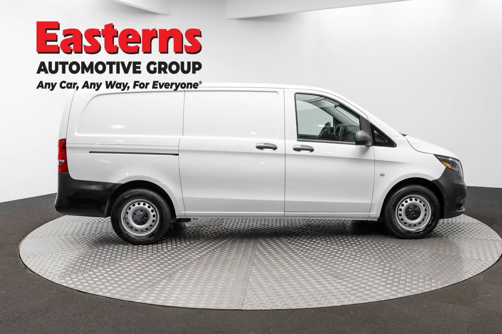 Used 2022 Mercedes-Benz Metris image 4