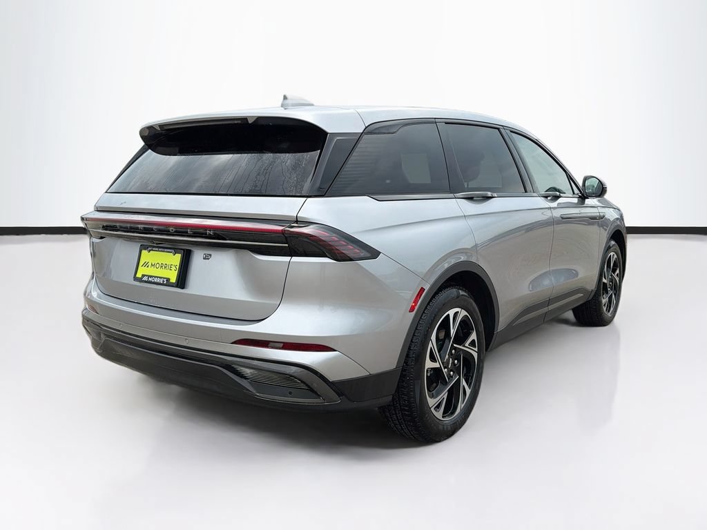 Used 2026 Lincoln Nautilus Premier w/ Equipment Group 102A AWD/4WD image 5