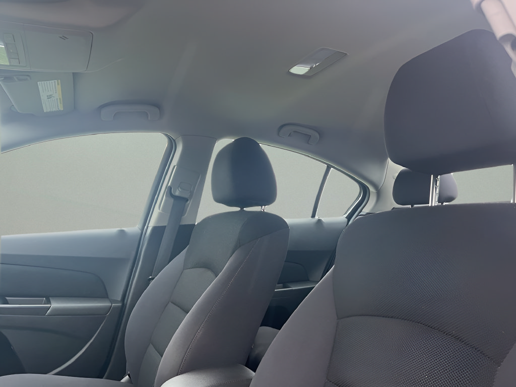 Used 2014 Chevrolet Cruze LT FWD image 15