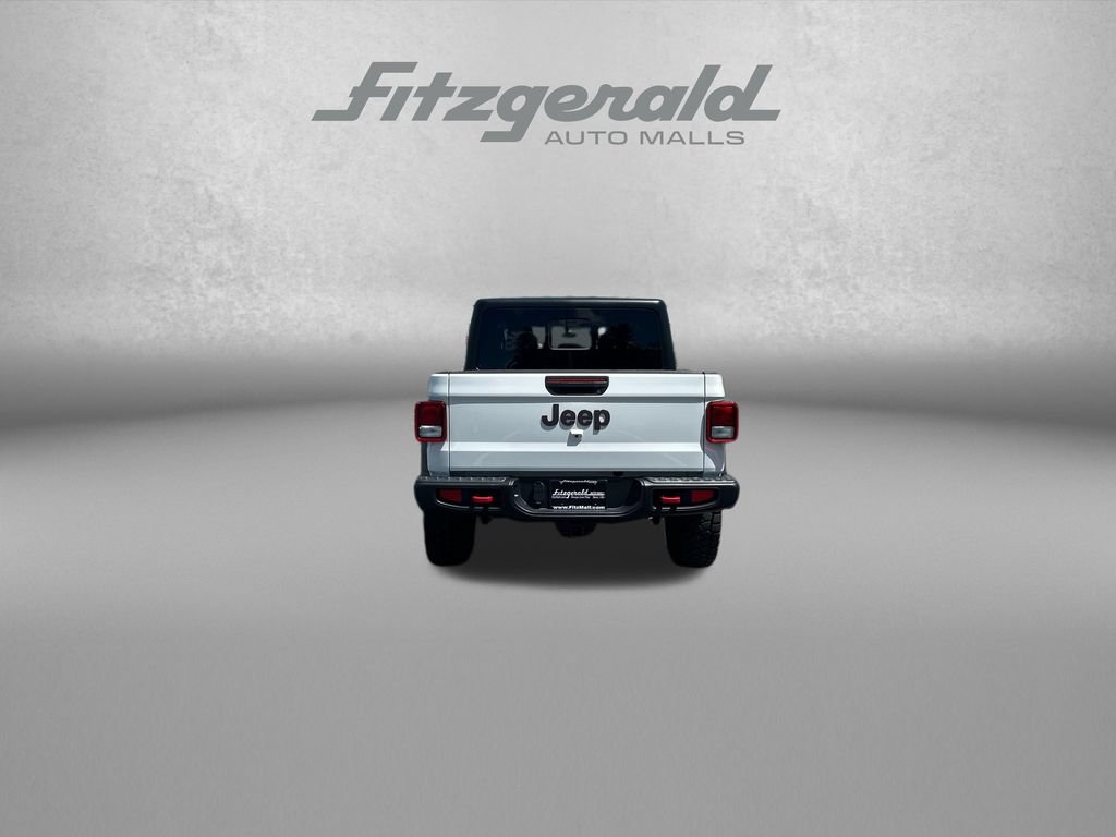 Used 2023 Jeep Gladiator Rubicon AWD/4WD image 6