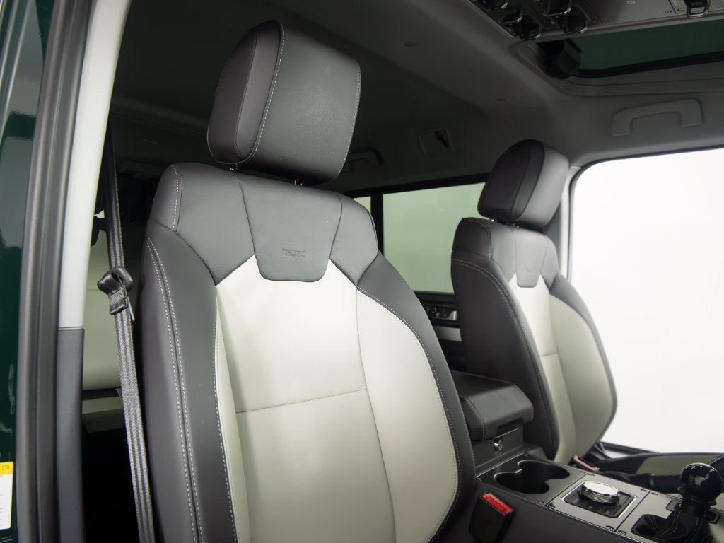 Used 2025 INEOS Grenadier Station Wagon AWD/4WD image 33