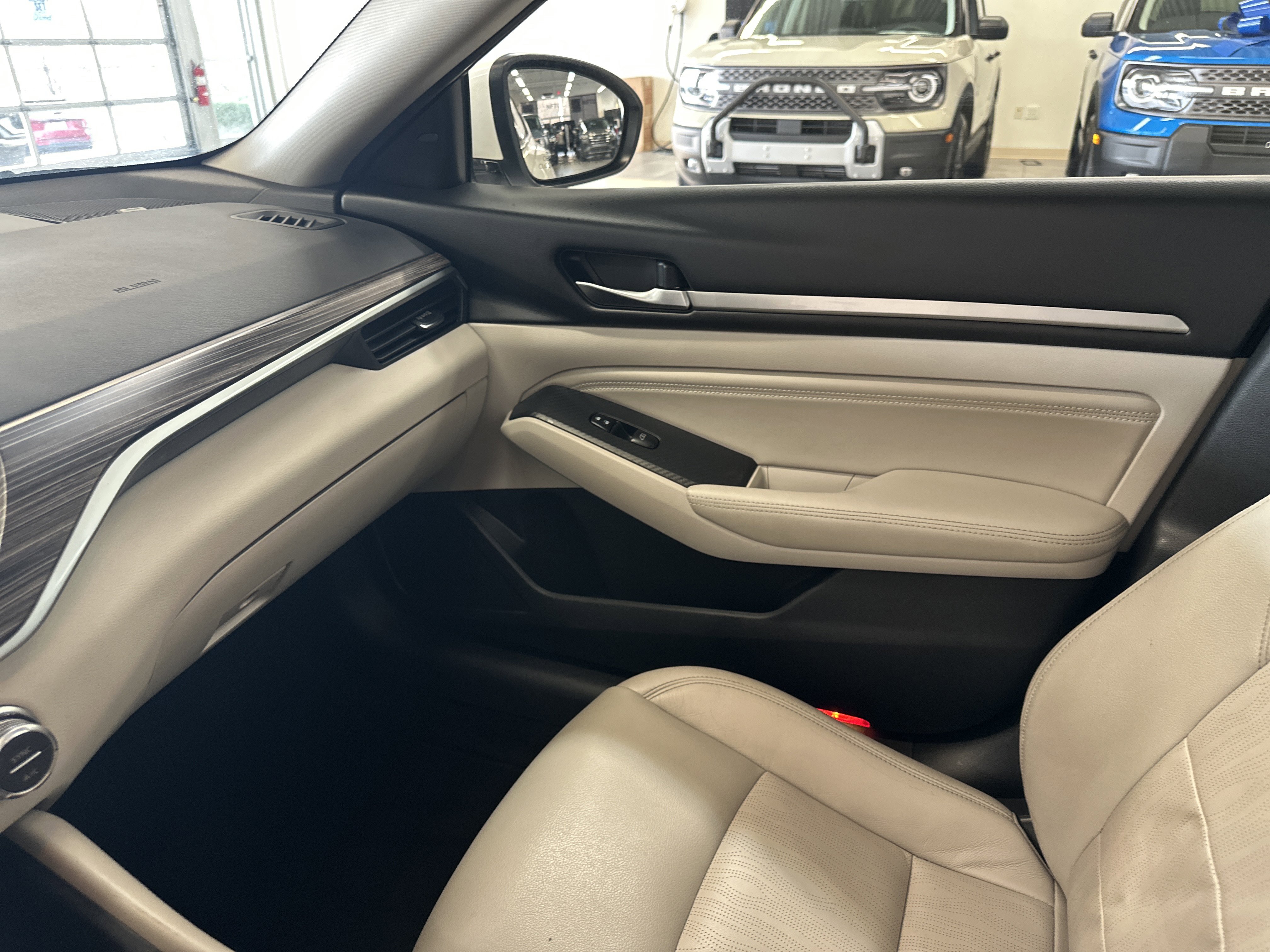 Used 2019 Nissan Altima 2.5 Platinum image 26