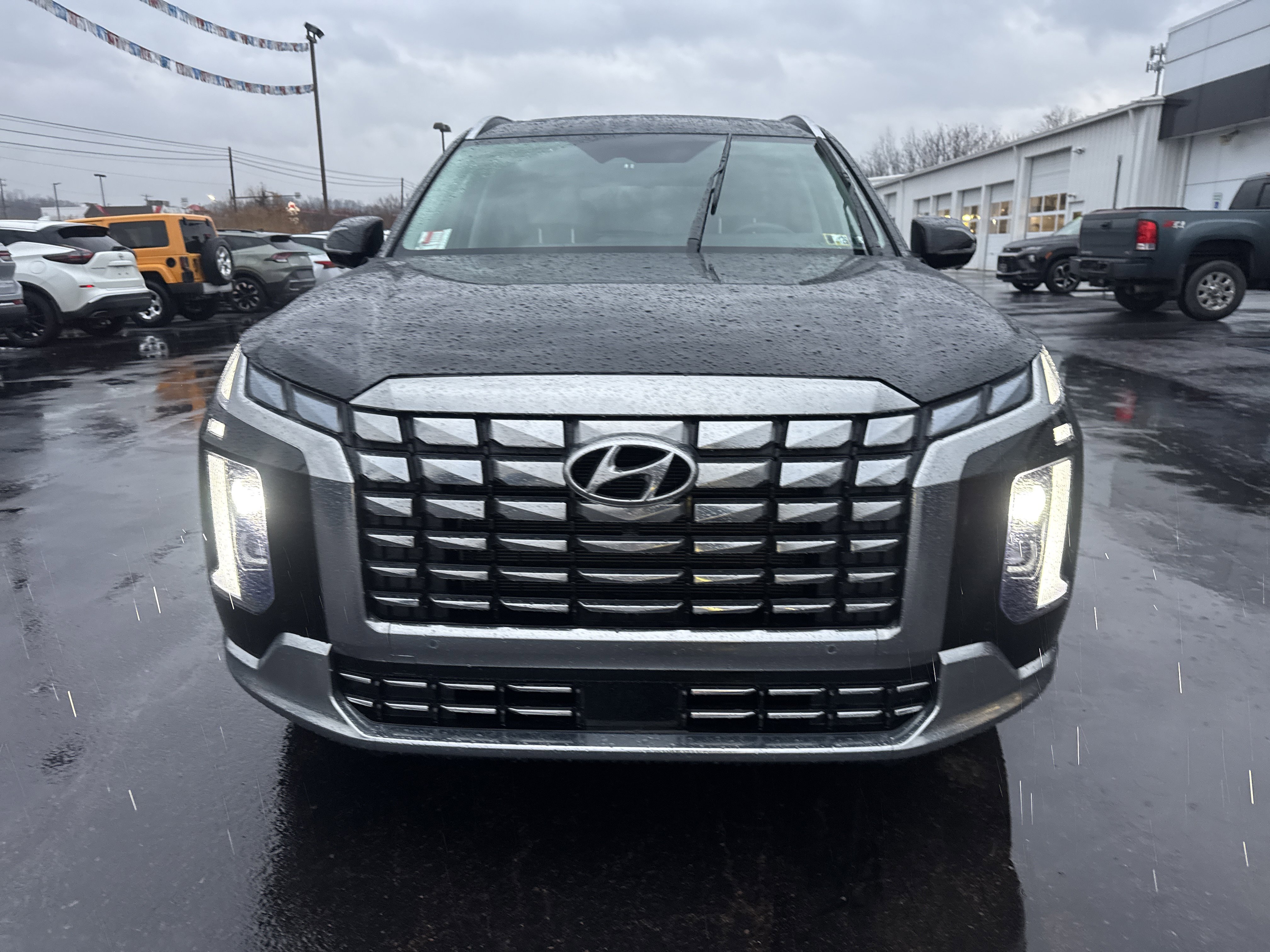Used 2025 Hyundai Palisade Calligraphy image 9