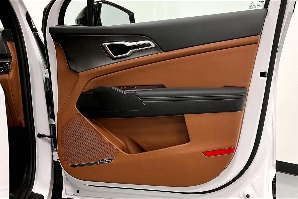 Used 2026 Kia Sportage X-Line w/ X-Line Technology Package image 23