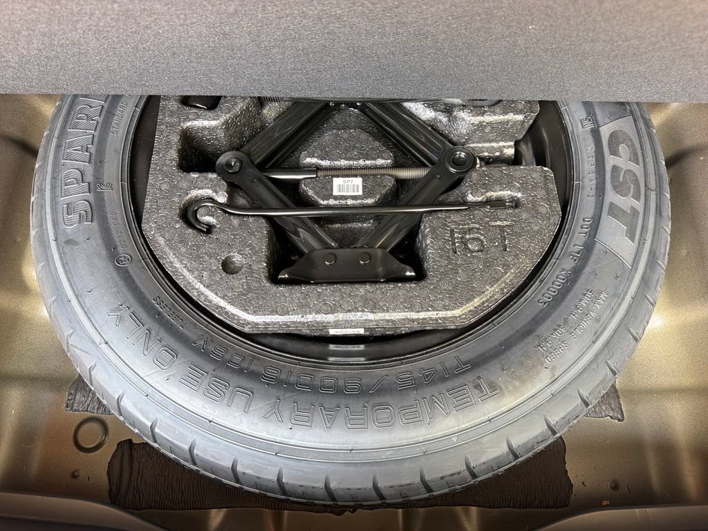 Used 2025 Hyundai Kona SEL FWD image 33