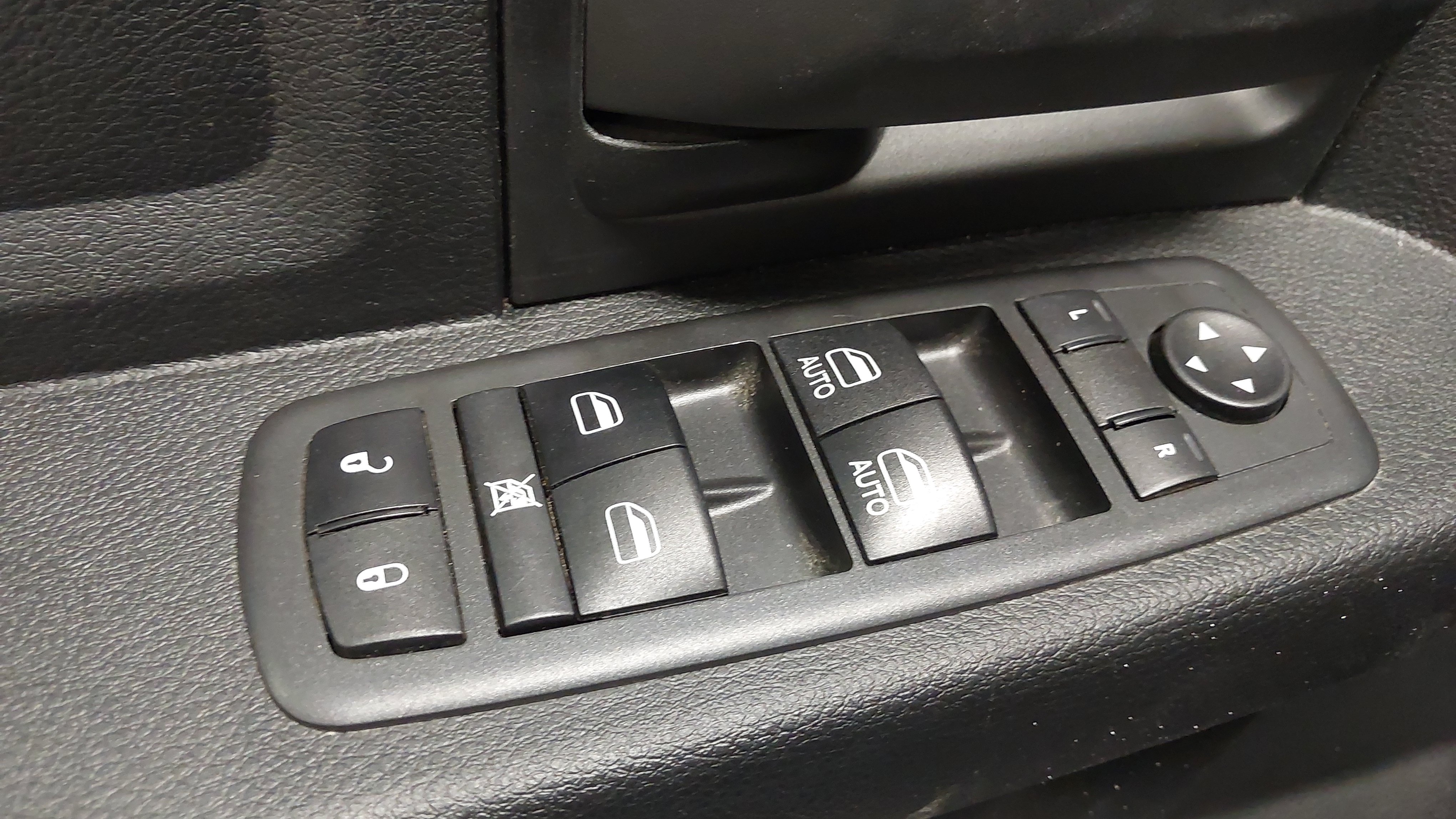 Used 2021 RAM 1500 Tradesman w/ Chrome Plus Package AWD/4WD image 25