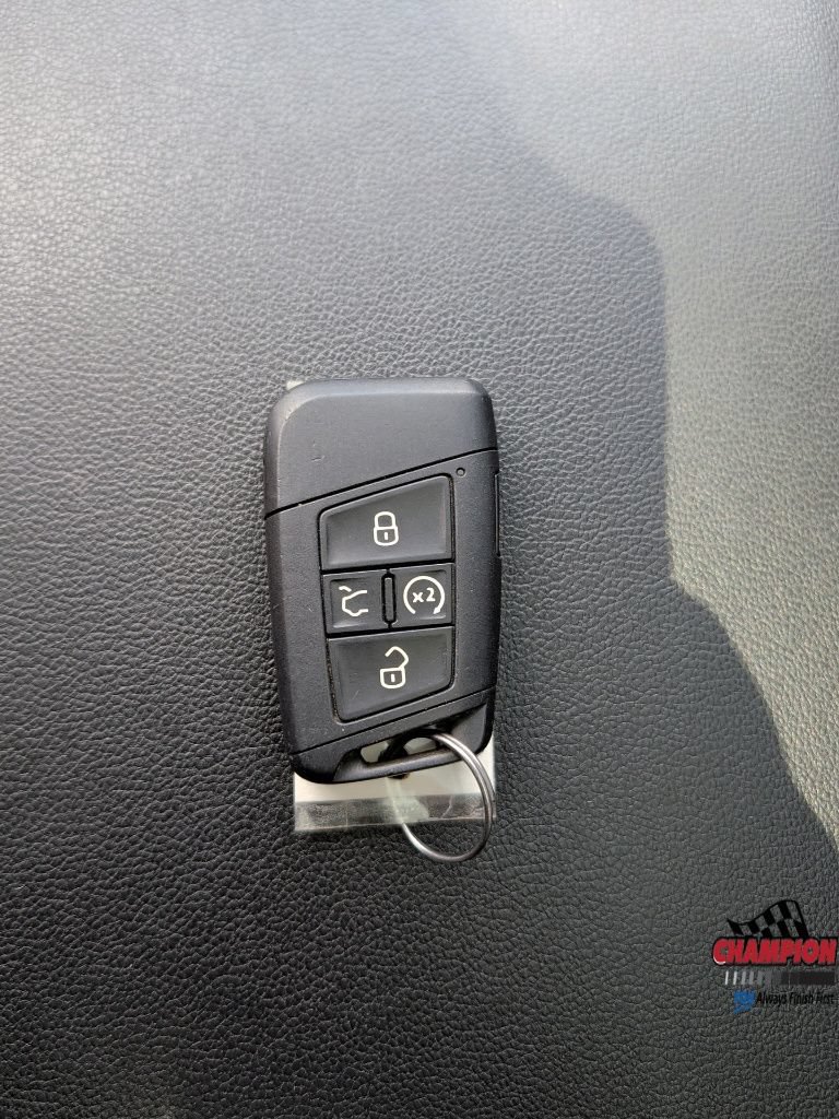 Used 2019 Volkswagen Atlas SEL Premium AWD/4WD image 38