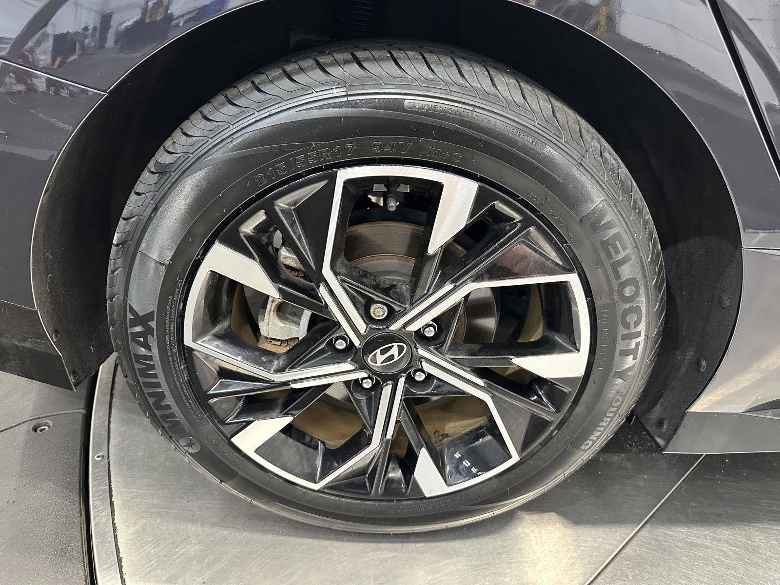 Certified 2024 Hyundai Sonata SEL AWD/4WD image 11