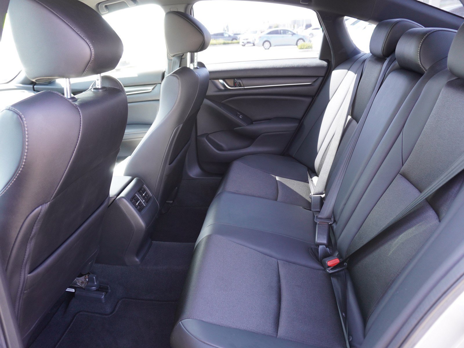 Used 2020 Honda Accord Sport image 12