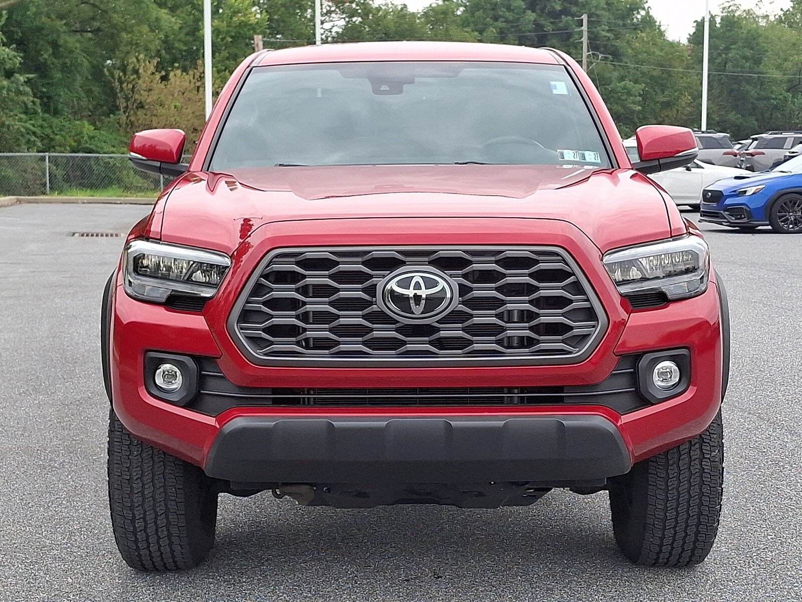 Used 2022 Toyota Tacoma TRD Off-Road AWD/4WD image 2