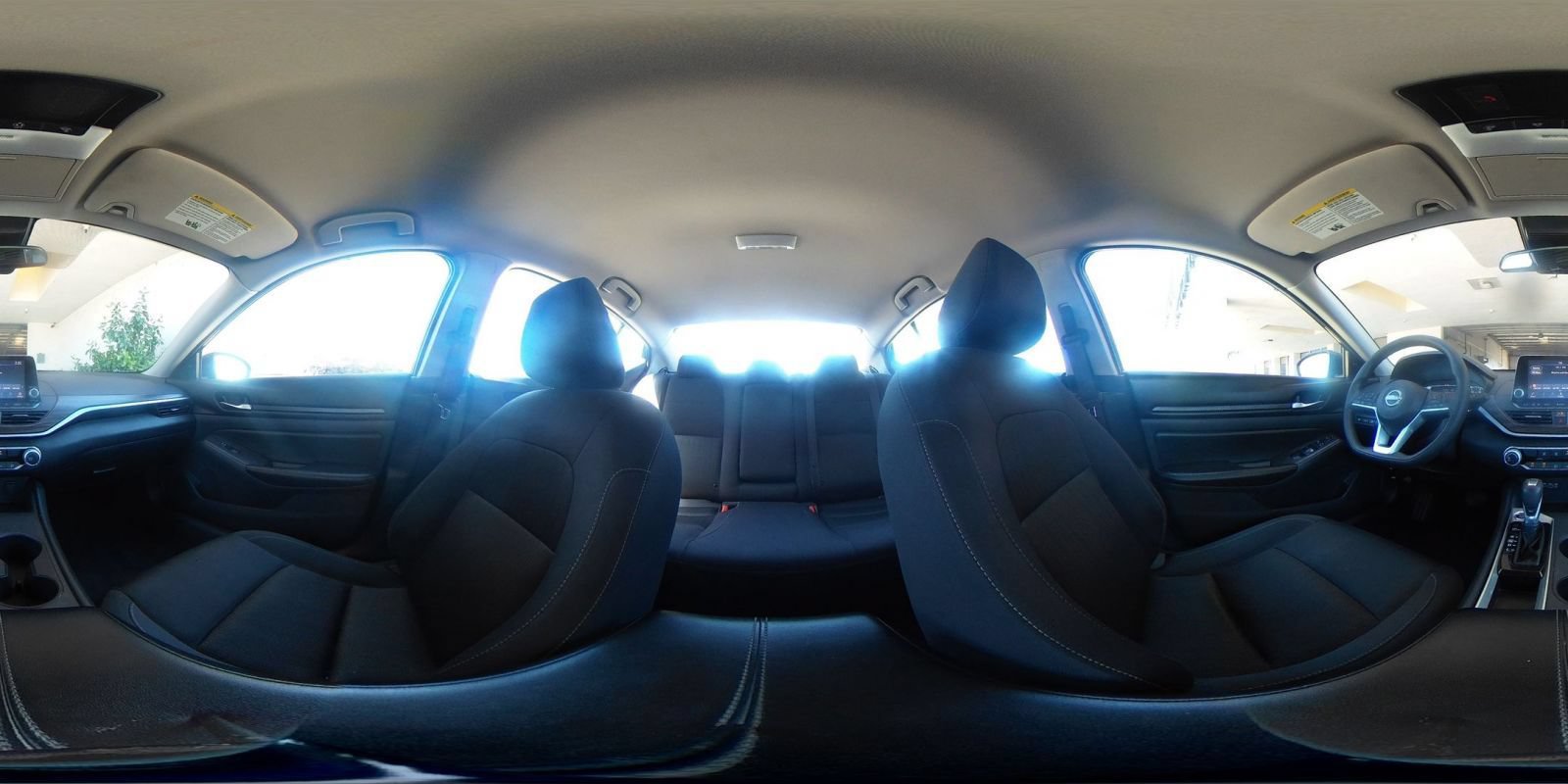 Used 2025 Nissan Altima 2.5 SV FWD image 43