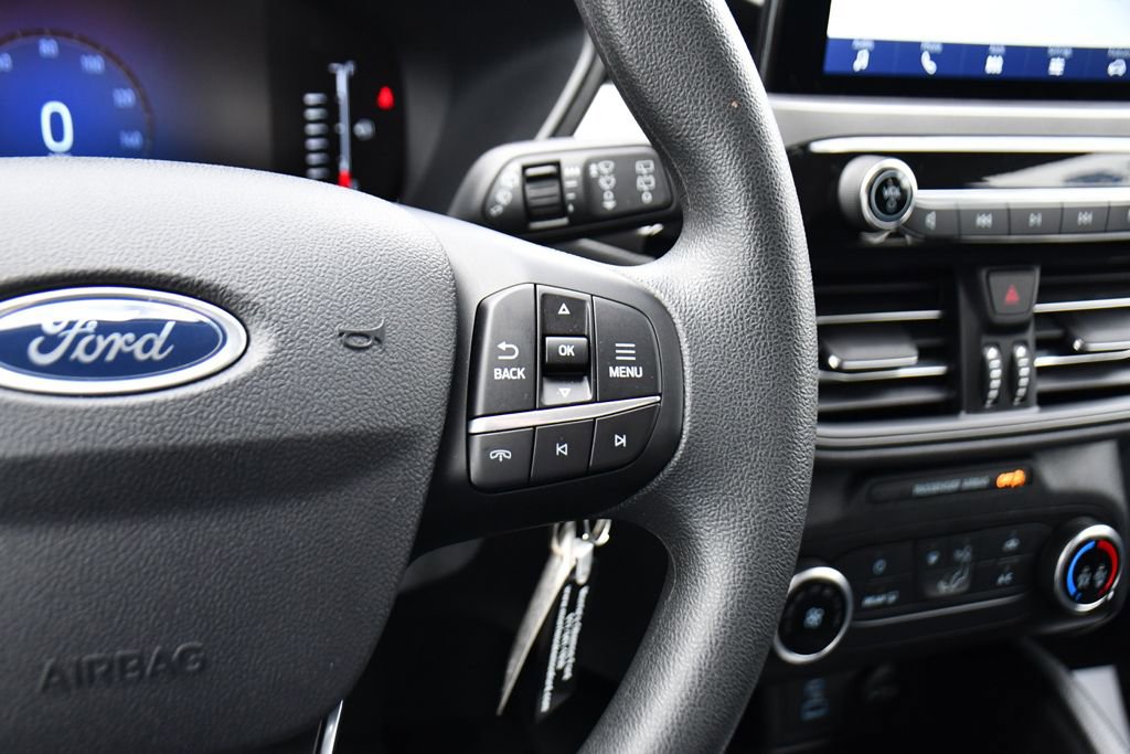 Used 2023 Ford Escape AWD image 33