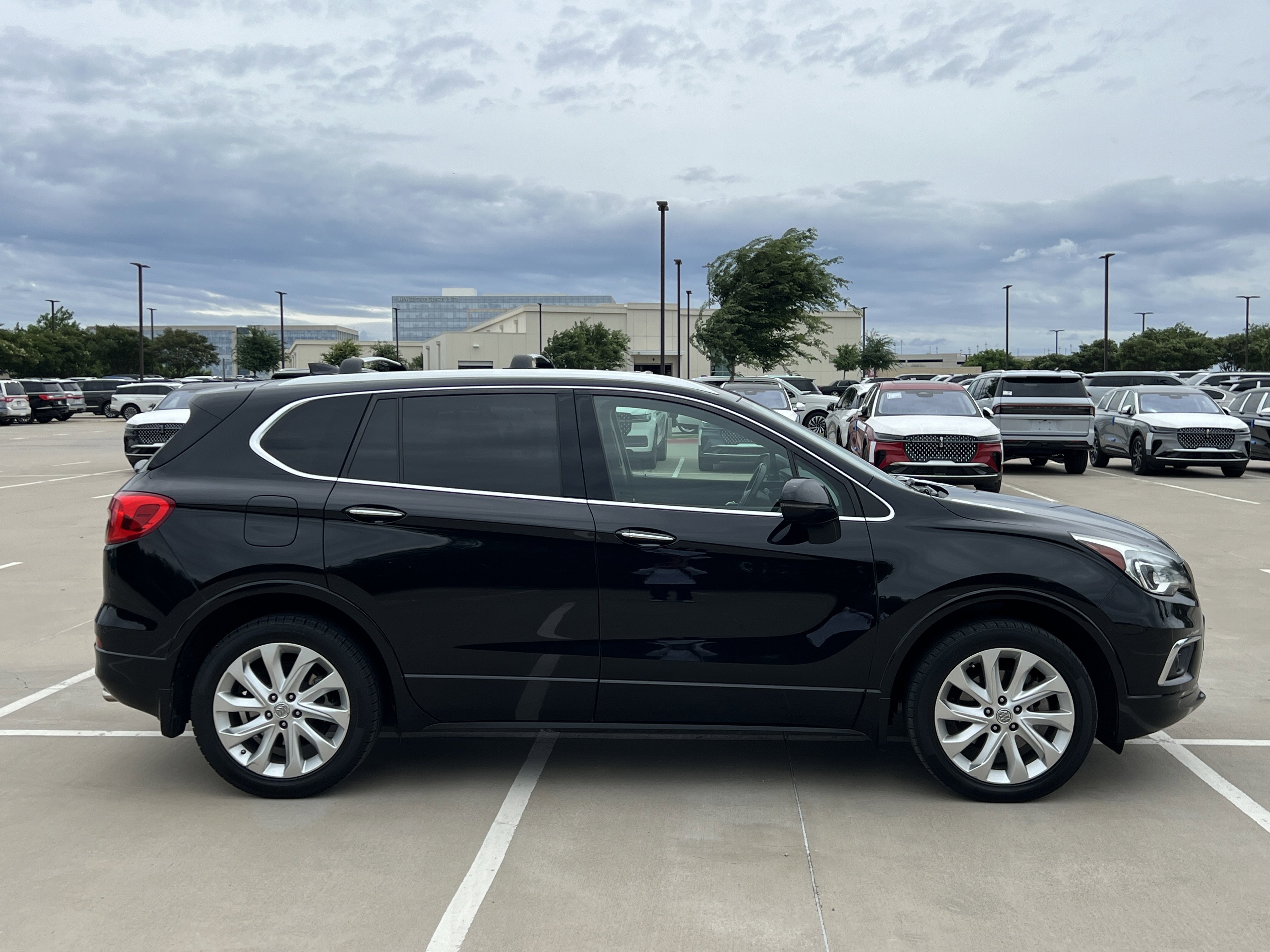 Used 2017 Buick Envision Premium w/ Driver Confidence Package AWD/4WD image 29