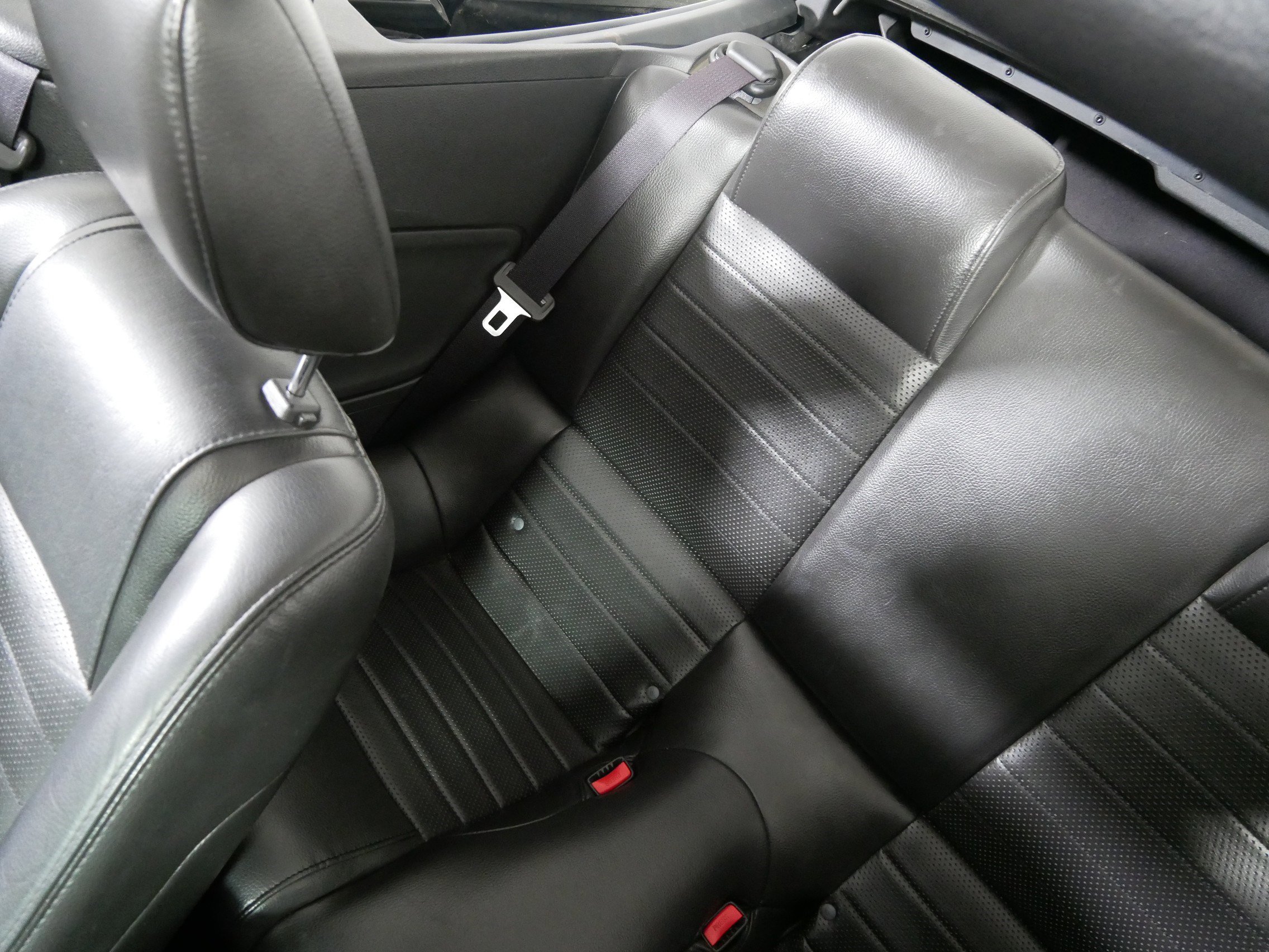 Used 2006 Ford Mustang GT Premium image 12