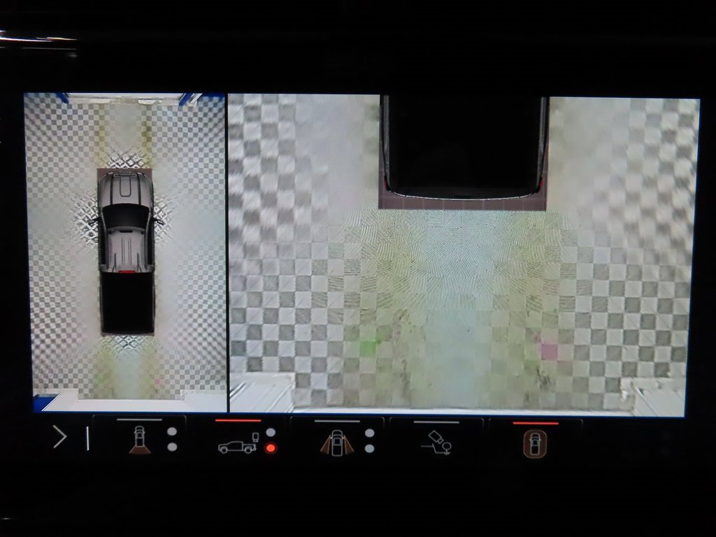 Used 2024 GMC Sierra 2500 AT4 w/ AT4 Premium Plus Package image 17