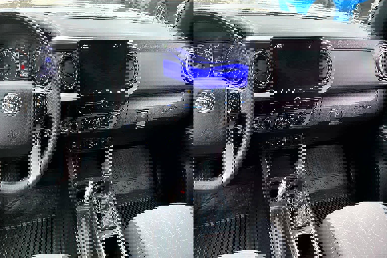 Used 2021 Toyota Tacoma TRD Sport w/ Technology Package image 7