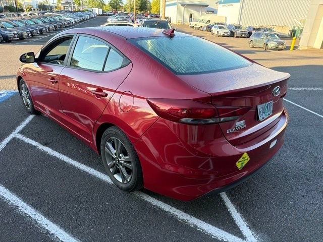 Used 2017 Hyundai Elantra SE FWD image 6