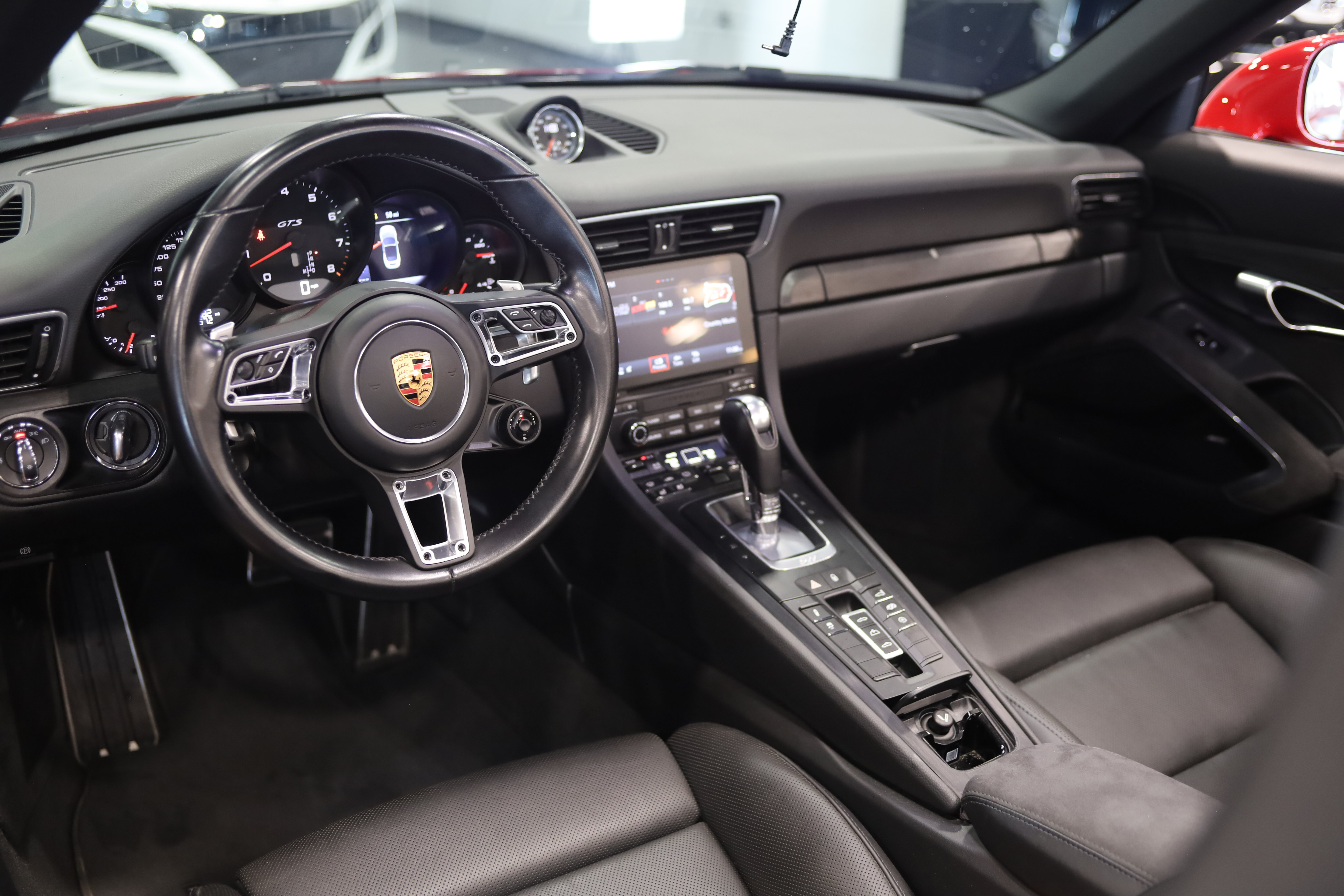 Used 2018 Porsche 911 Carrera 4 GTS AWD/4WD image 34