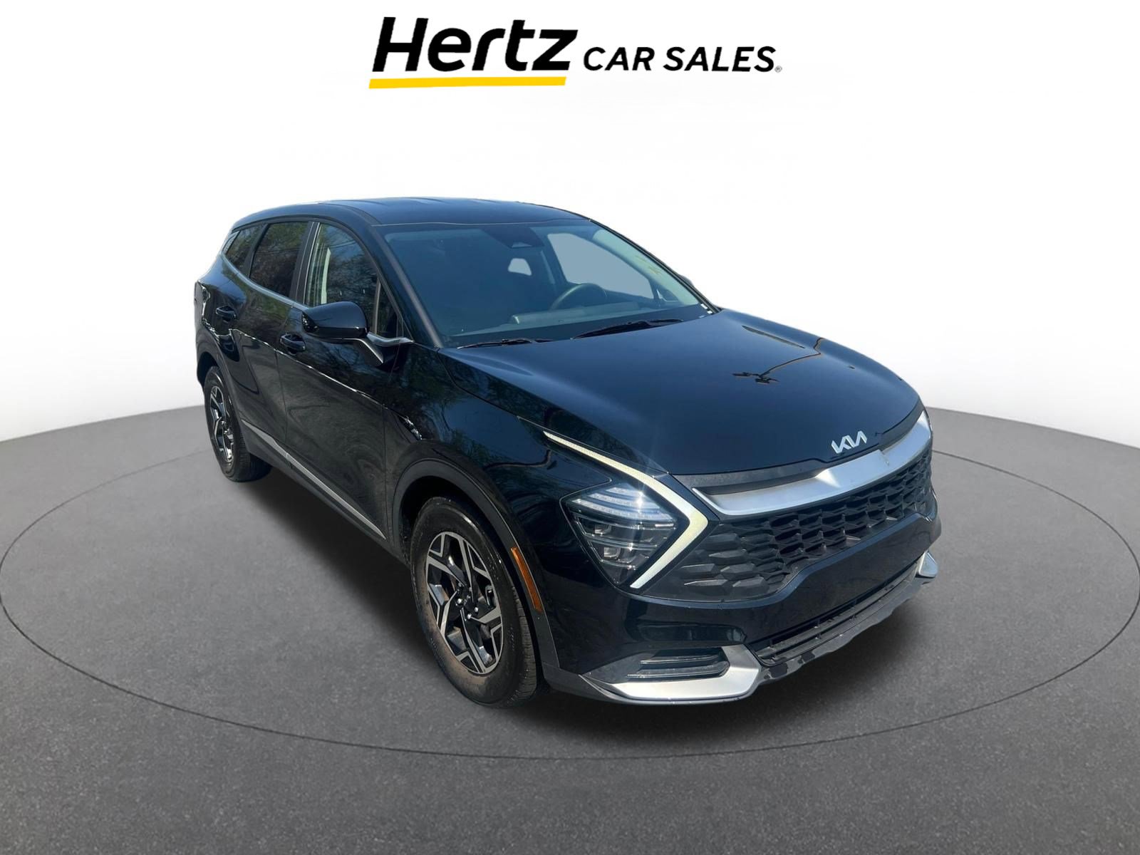Used 2025 Kia Sportage LX image 1