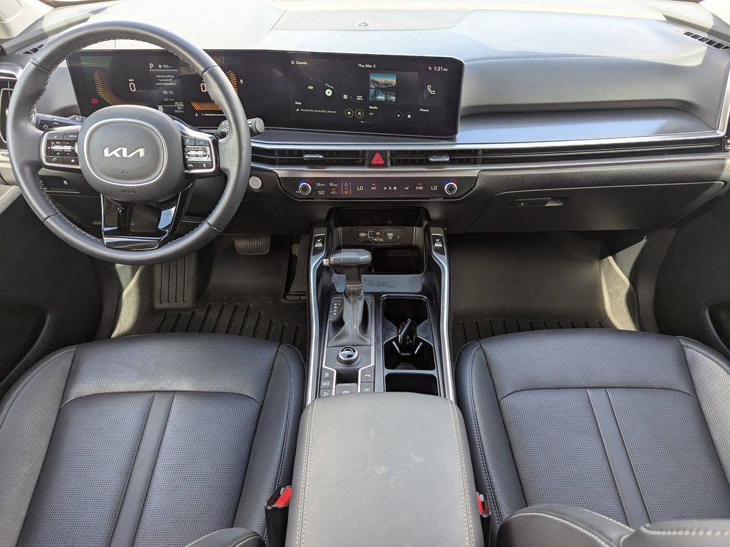 Used 2025 Kia Sorento S w/ Panoramic Sunroof Package image 10