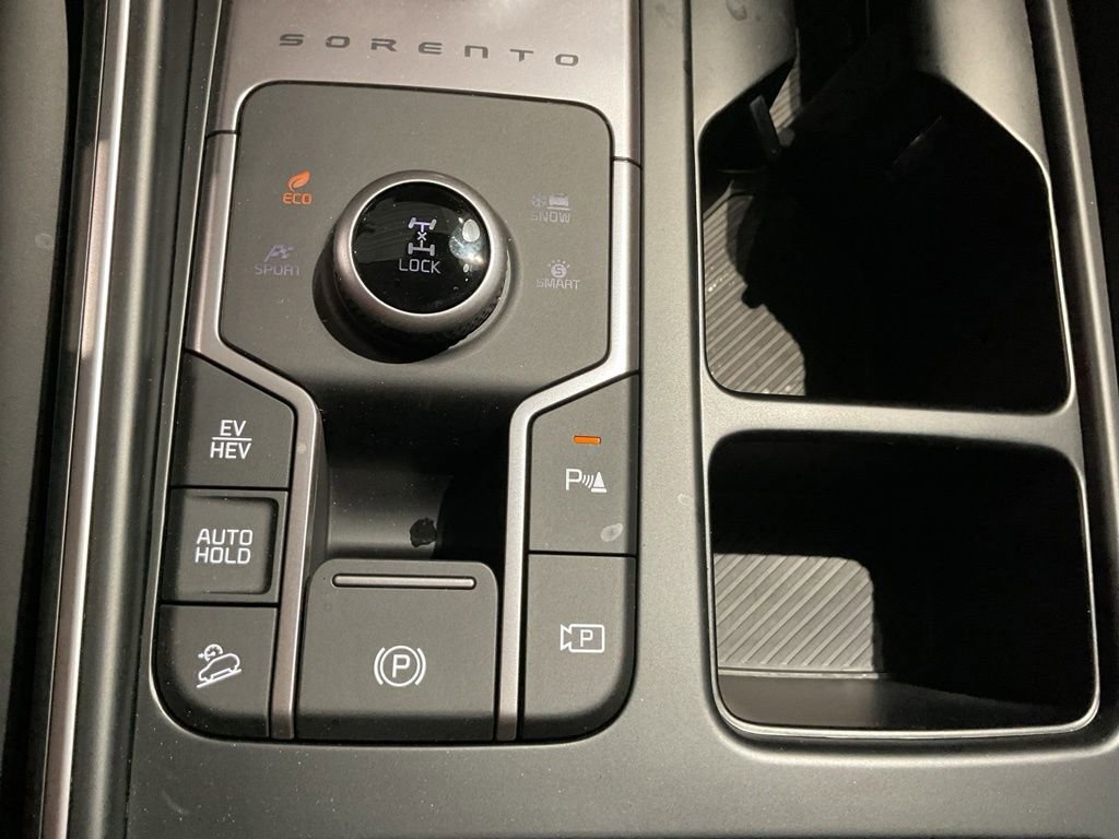 New 2025 Kia Sorento EX image 14